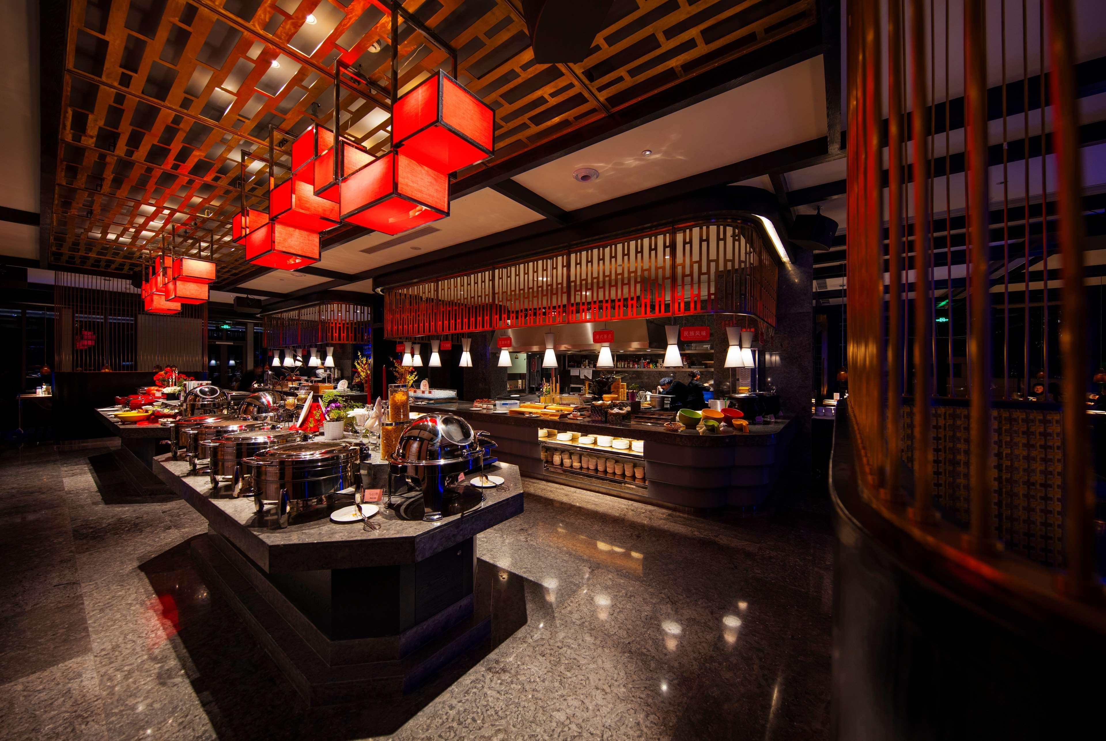 The Okura Tokyo Hotel Exterior foto The buffet at the restaurant